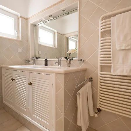 Вилла Casa Calipor - 4 Bedroom Luxury With Pool And Sea View